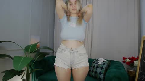 ashly_cherry online show from 3, 4, 2026