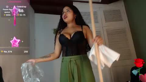 Snapshot of ashly_collin9 chatting on 27, 2, 2025 ashly online show from 27, 2, 2025