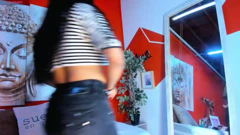 Snapshot of ashly_collin9 chatting on 29, 9, 2025 ashly online show from 29, 9, 2025