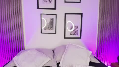    online show from 13, 4, 2026