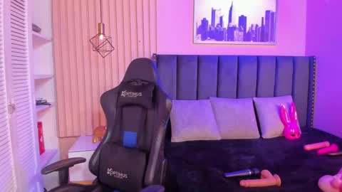 ashlye_miller_ online show from 18, 1, 2025