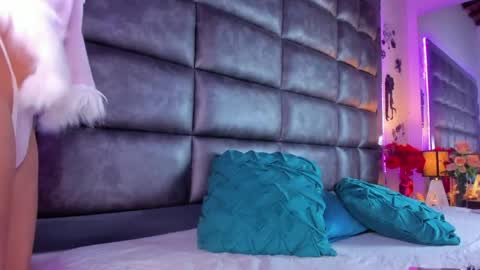 Snapshot of ashlymillerr_ chatting on 19, 5, 2026 ashlymillerr_ online show from 19, 5, 2026