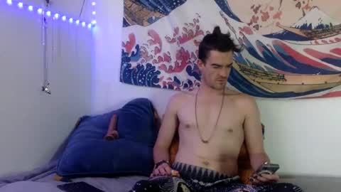 Ashton Anders online show from 5, 11, 2025