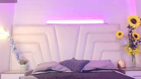 Snapshot of ashton_dick chatting on 5, 11, 2025 ashton_dick online show from 5, 11, 2025