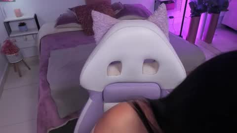 MyaFontaine online show from 6, 1, 2026