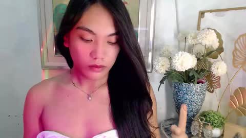 Snapshot of asian_alliyah chatting on 6, 6, 2026 asian_alliyah online show from 6, 6, 2026