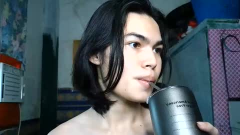 asian_babyboi online show from 31, 5, 2026