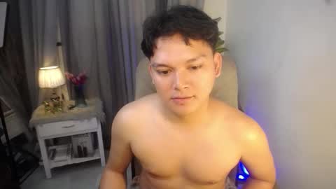 asian_handsomexx online show from 14, 1, 2026