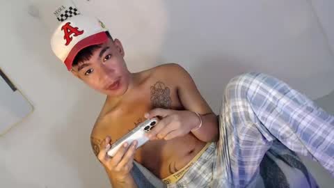 Snapshot of asian_kimxxx chatting on 28, 7, 2026 don online show from 28, 7, 2026
