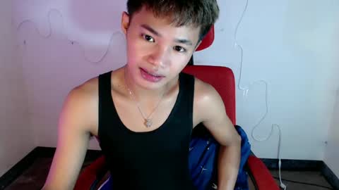 Snapshot of asian_lover05 chatting on 18, 6, 2026 asian_lover05 online show from 18, 6, 2026