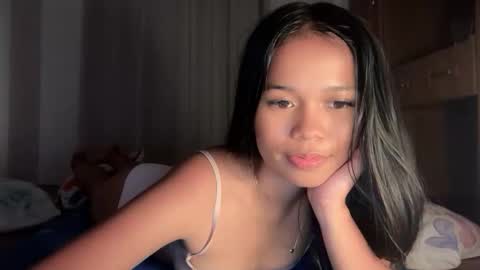 Snapshot of asian_mikyla chatting on 4, 11, 2025 asian_mikyla online show from 4, 11, 2025