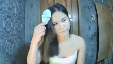 Nova Mae online show from 8, 4, 2026