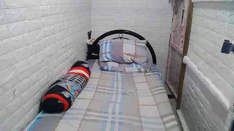 Snapshot of asian_sexydimples chatting on 17, 10, 2025 Trixie online show from 17, 10, 2025