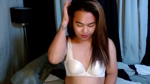 Snapshot of asian_suteishi chatting on 18, 6, 2026 stacey online show from 18, 6, 2026