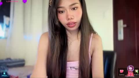 Snapshot of asianbabecandy chatting on 17, 7, 2026 candy online show from 17, 7, 2026