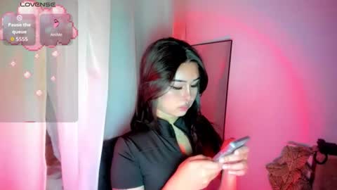 Snapshot of asianbabenicky chatting on 9, 4, 2026 Hien online show from 9, 4, 2026