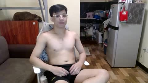 Snapshot of asiandreamboyx chatting on 3, 2, 2025 asiandreamboyx online show from 3, 2, 2025
