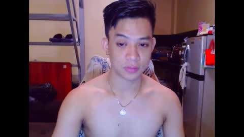Snapshot of asiandreamboyx chatting on 9, 9, 2025 asiandreamboyx online show from 9, 9, 2025