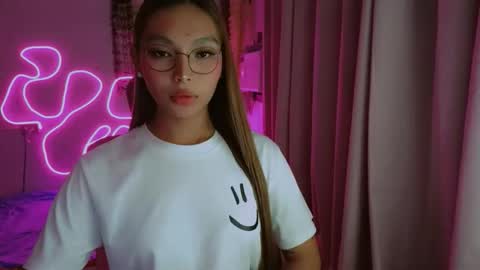 HI IM TAMIRA LOOKING FOR SERIOUS RELATIONSHIP online show from 20, 4, 2026