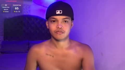 Snapshot of asianhugescott chatting on 13, 3, 2026 VICTORIA SCOTT online show from 13, 3, 2026