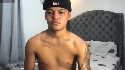 Snapshot of asianhugescott chatting on 3, 6, 2026 VICTORIA SCOTT online show from 3, 6, 2026