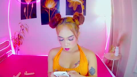 asiantopfucker02 online show from 21, 11, 2025