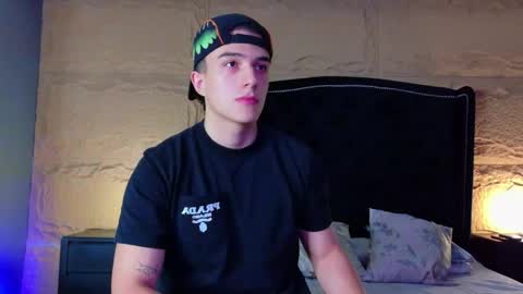 Snapshot of aslanfox_ chatting on 2, 6, 2026 Aslan online show from 2, 6, 2026