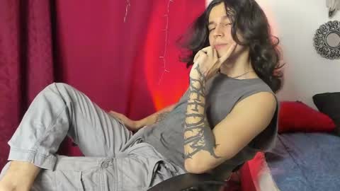 Snapshot of asmodeuszz chatting on 3, 12, 2024 asmodeuszz online show from 3, 12, 2024