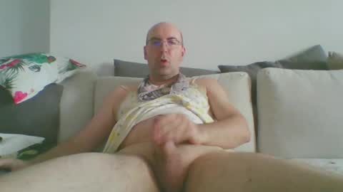assbitch189 online show from 12, 6, 2026