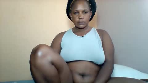 Snapshot of assqueen4 chatting on 2, 10, 2025 FLORAH DANIEL online show from 2, 10, 2025