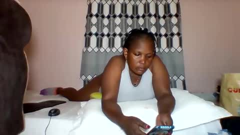 FLORAH DANIEL online show from 11, 11, 2025