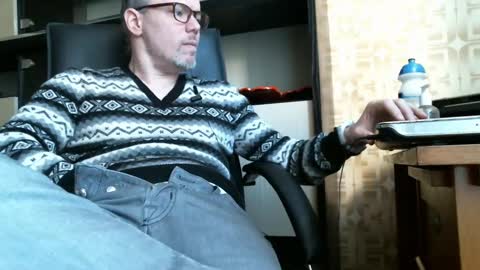 Snapshot of asterion51 chatting on 4, 3, 2025 asterion51 online show from 4, 3, 2025