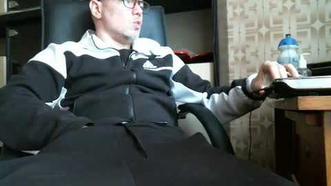 Snapshot of asterion51 chatting on 5, 10, 2025 asterion51 online show from 5, 10, 2025