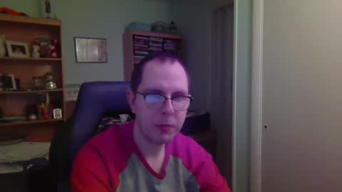 Andrew or Smiley Read the message in bold above the bio design for info on the situation. online show from 24, 9, 2025