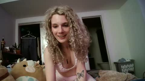 Snapshot of astorialove chatting on 12, 1, 2025 AstoriaLove online show from 12, 1, 2025