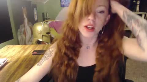 Snapshot of astraeasiren chatting on 7, 1, 2025 AstraeaSiren online show from 7, 1, 2025