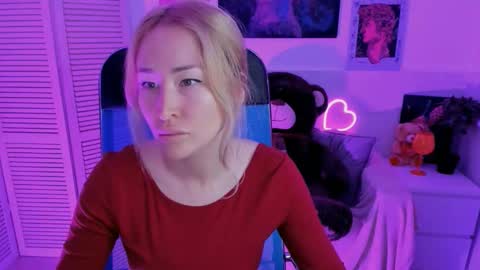 Snapshot of astramonroe chatting on 15, 9, 2025 astramonroe online show from 15, 9, 2025