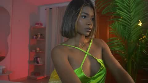 Astrea online show from 2, 12, 2025