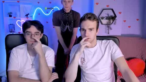 Snapshot of astren_villo chatting on 14, 2, 2026 astren online show from 14, 2, 2026