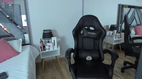 Astrid  online show from 6, 1, 2026