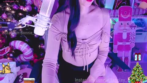 Snapshot of asuka_langleysoryu chatting on 1, 1, 2025 Bonnie online show from 1, 1, 2025