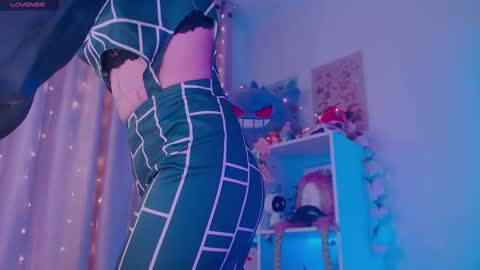 Snapshot of asuka_langleysoryu chatting on 4, 3, 2025 Bonnie online show from 4, 3, 2025