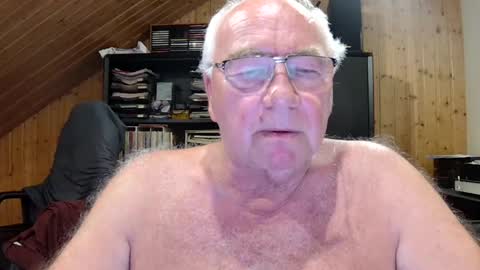 Snapshot of asusandy chatting on 2, 7, 2026 asusandy online show from 2, 7, 2026
