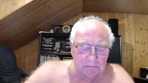 Snapshot of asusandy chatting on 13, 7, 2026 asusandy online show from 13, 7, 2026