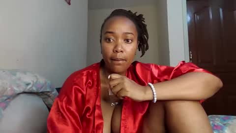 Snapshot of atara_seren chatting on 9, 6, 2026 atara_seren online show from 9, 6, 2026