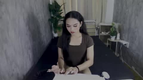 atashakendall online show from 17, 12, 2025