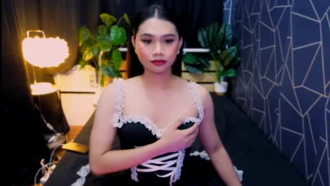 atashakendall online show from 8, 1, 2026