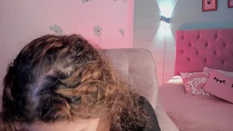 Snapshot of atenajb chatting on 24, 1, 2025 ATENA online show from 24, 1, 2025