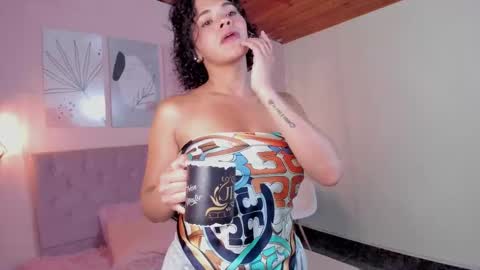 Snapshot of atenajb chatting on 7, 10, 2025 ATENA online show from 7, 10, 2025