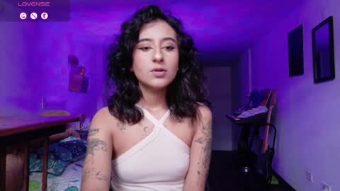 Atenea online show from 25, 11, 2025